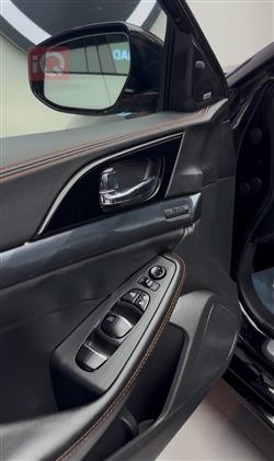 نيسان ماكسيما